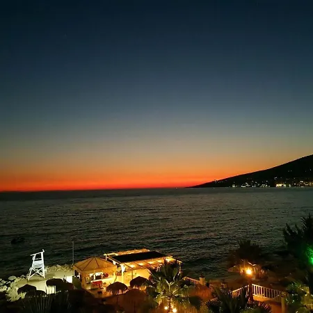 Mateo * Sarande
